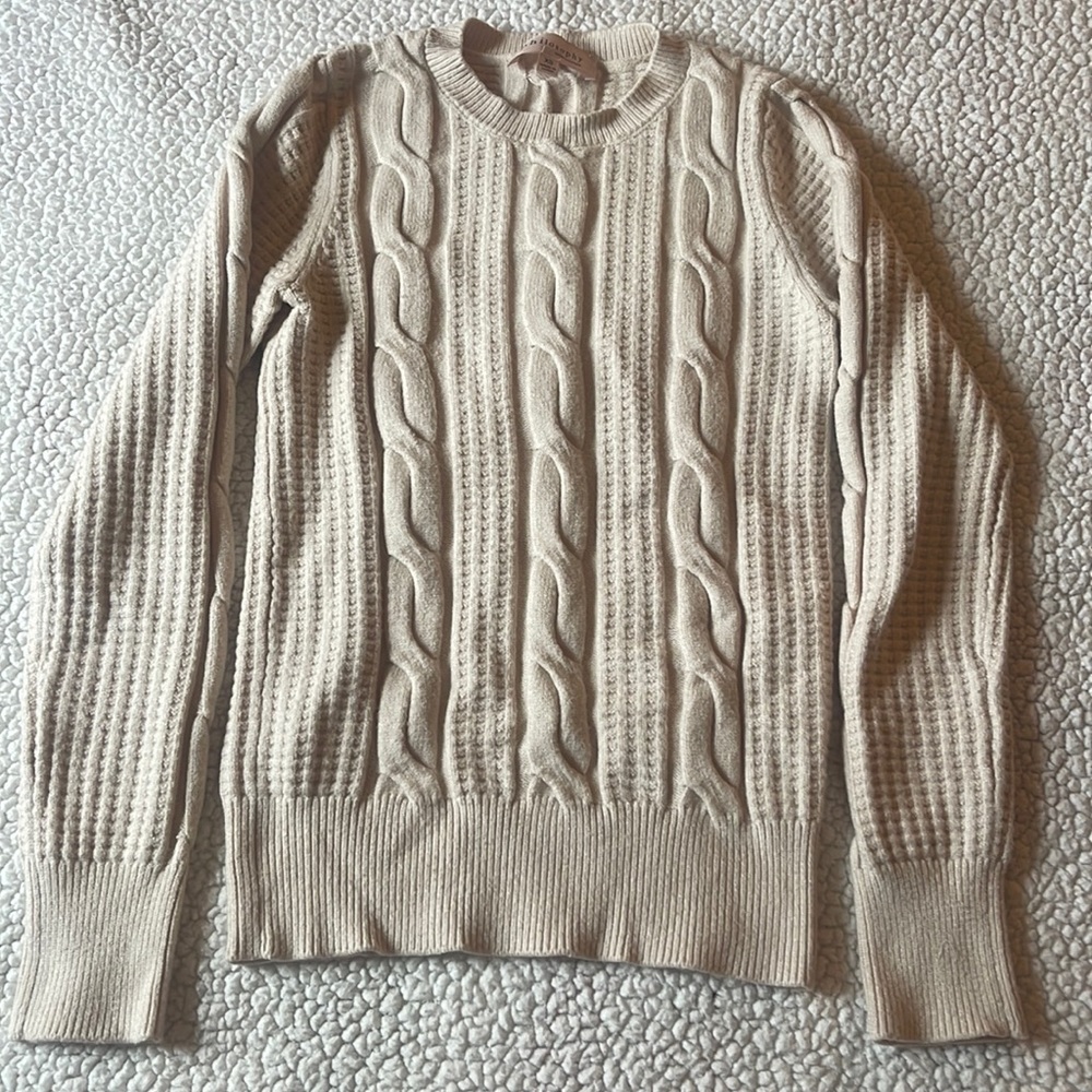 Woman sweatshirt